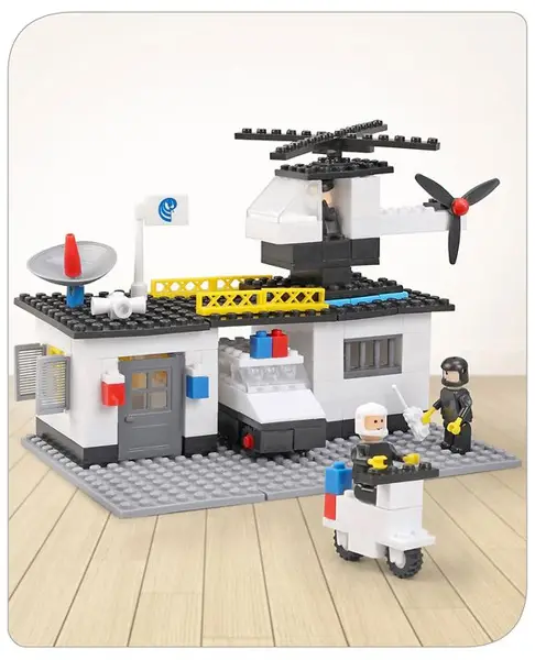 Babyhug My City Highway Patrol Building Blocks - 260 pcs
