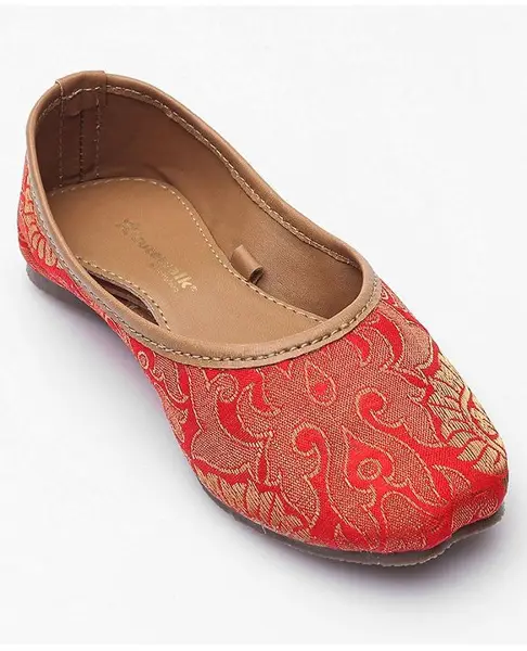 Cute Walk by Babyhug Slip On Embroidered Mojaris - Red