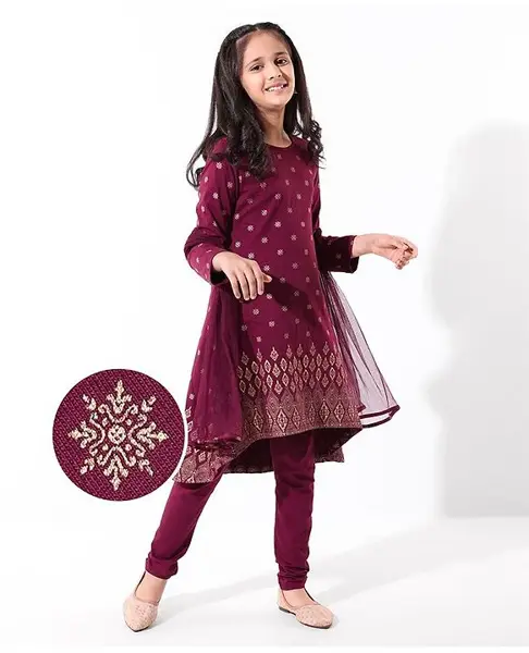 EARTHY TOUCH 100% Cotton Knit Full Sleeves Foil Printed Kurti with Leggings & Dupatta Set - Maroon
