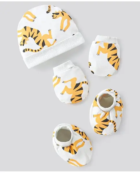 Bonfino Boys 100% Cotton Cap Mittens & Booties Tiger Print White - Diameter 13 cm
