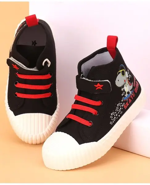 Cute Walk by Babyhug Casual Shoes with Velcro Closure - Black