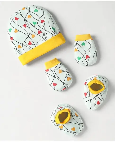 OHMS Interlock Knit Cap Mittens & Booties With Heart Print Yellow - Diameter 9 cm