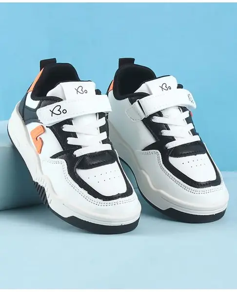 Babyoye Solid Casual Shoes With Velcro Closure - Black