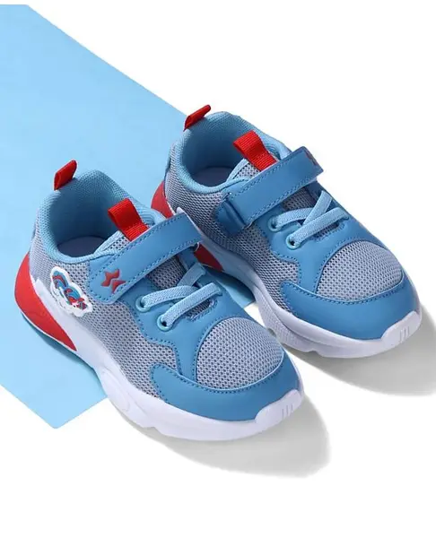 Cute Walk by Babyhug Sneaker Shoes With Animal Applique & Velcro Closure - Blue