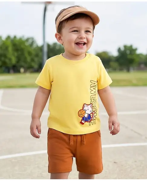 Babyoye 100% Cotton Knit Half Sleeves T-Shirt & Shorts Set With Kitty Patch - Multicolor