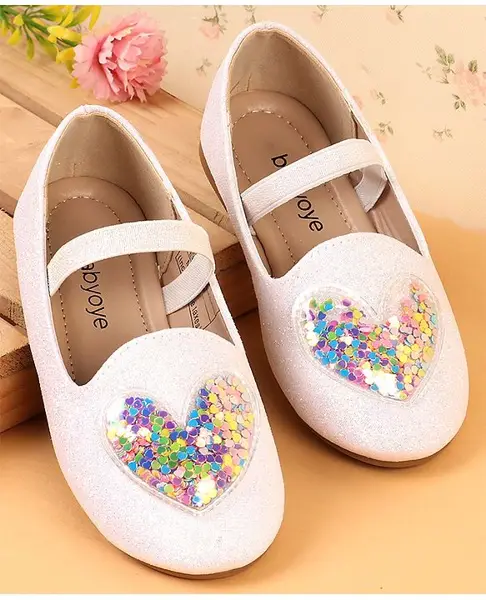 Babyoye Slip On Closed Toe Ballerinas with Heart Detailing - White
