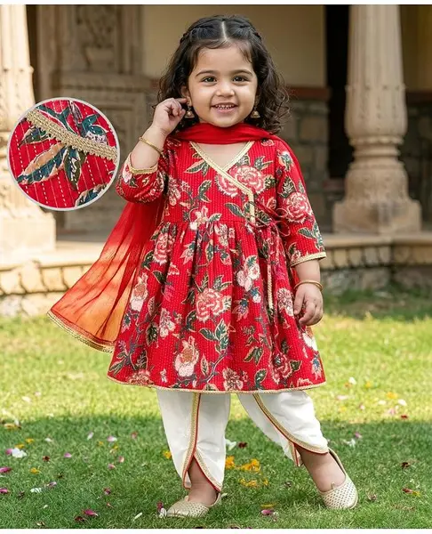 EARTHY TOUCH Cambric Woven Three Fourth Sleeves Floral Printed Kurti Salwar Set with Dupatta - Red